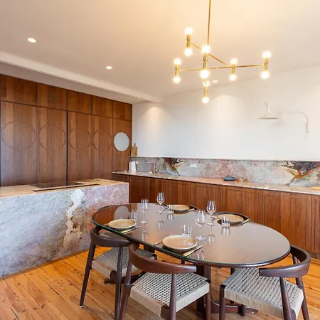 Eugenie - With Balcony And Sea View And Du Palais In Apartment Biarritz