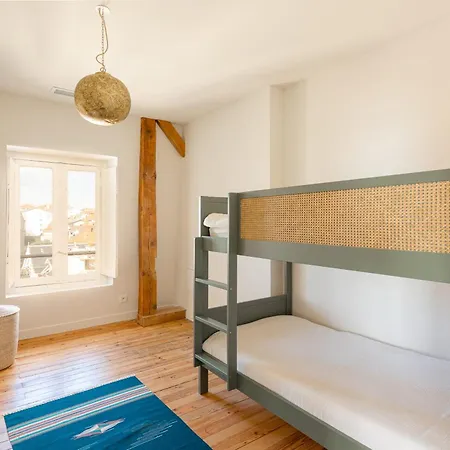 Apartament Eugenie - With Balcony And Sea View And Du Palais In