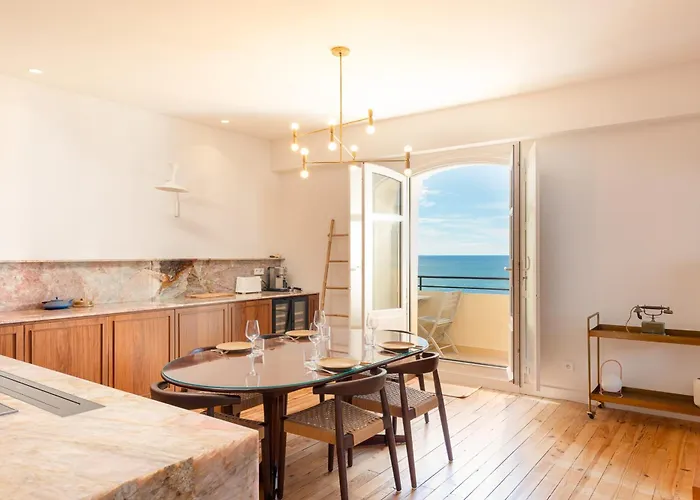 Apartmán Eugenie - With Balcony And Sea View And Du Palais In