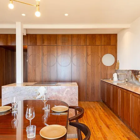 Appartement Eugenie - With Balcony And Sea View And Du Palais In